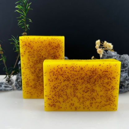 Kojic Acid Dark Spot Remover Soap – Vitamin C, Retinol, Collagen & Turmeric Infused